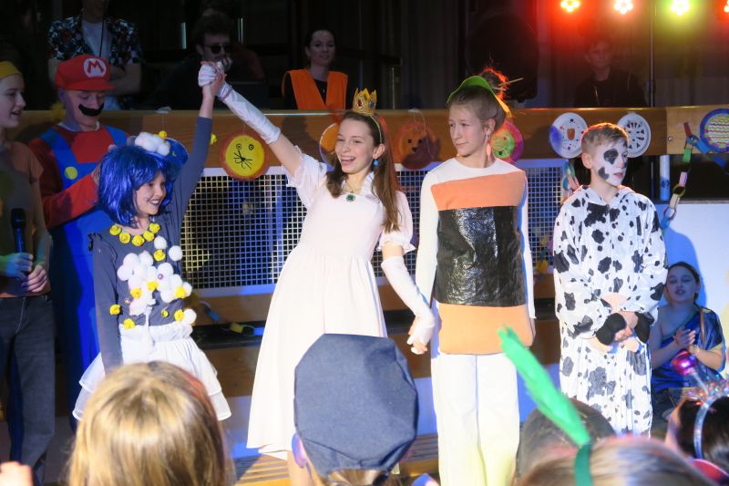 Untestufenfasching2